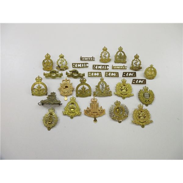 CANADIAN MILITARY BADGES LOT