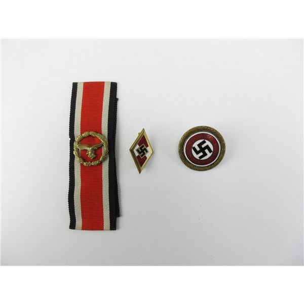 WWII GERMAN PIN AND RIBBON LOT