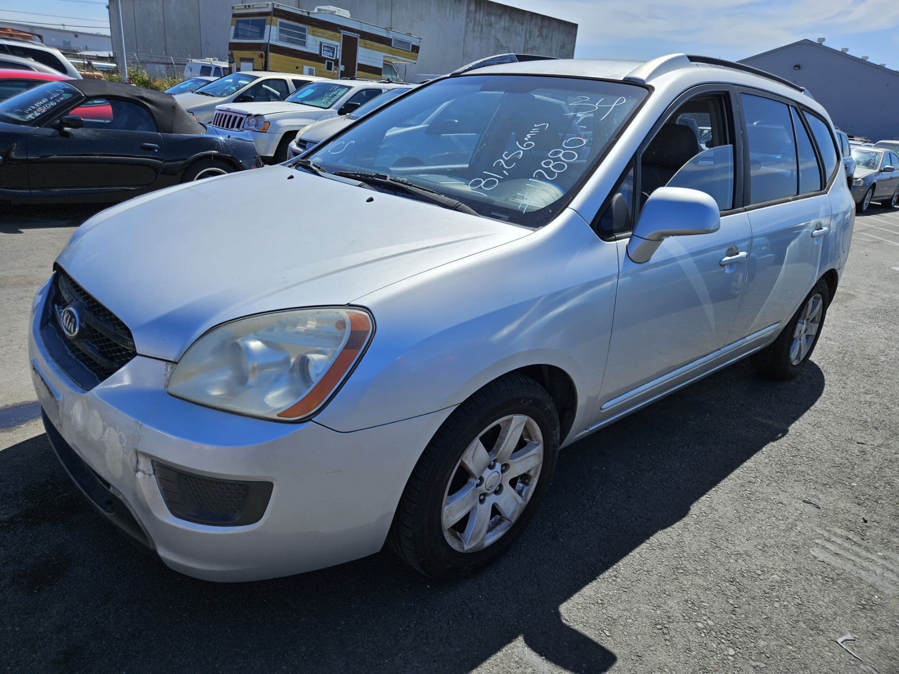 2007 Kia Rondo
