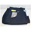 Image 1 : DICKIES 42"X30" SCOTCH GUARD 3M