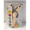 Image 1 : NEW SEALED D.I.Y. CRAFTS WOODEN ANIMAL SLINGSHOT