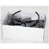 Image 1 : BUNDLE OF 12 BRAND NEW SUNGLASSES W/UV PROTECTION