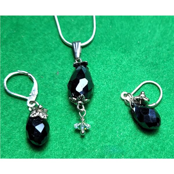 17)  IRRIDESCANT BLACK SWAROVSKI CRYSTAL DROP EARR