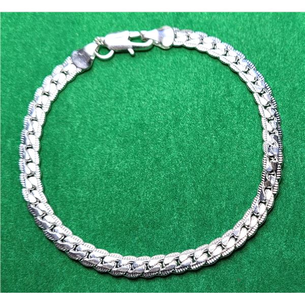 10) SILVER TONE FLAT HERRING BONE 8" BRACELET.