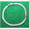 Image 1 : 10) SILVER TONE FLAT HERRING BONE 8" BRACELET.