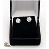 Image 1 : 2.00 CT TW GRA CERTIFIED MOISSANITE VVS D SET IN