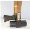 Image 1 : 10LB SLEDGE HAMMER + SPLITTING AXE 35" & 36" TALL