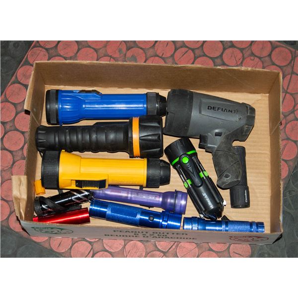 FLAT OF FLASHLIGHTS