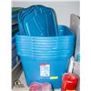 BUNDLE OF 8 RUBBERMAID 68.1 LITER TOTES