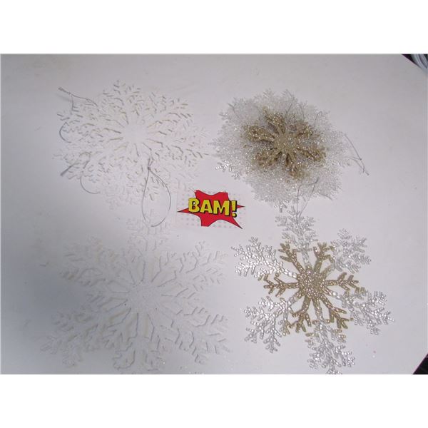 9pc Snowflake Set White/Gold