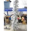 Image 1 : % FT Silver Tree