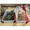 Image 1 : 2 totes of misc "50 States" vines & twine vines