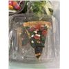 Image 2 : Group of movie prop (Drama series doctor show 7 seasons) - salads & pizza