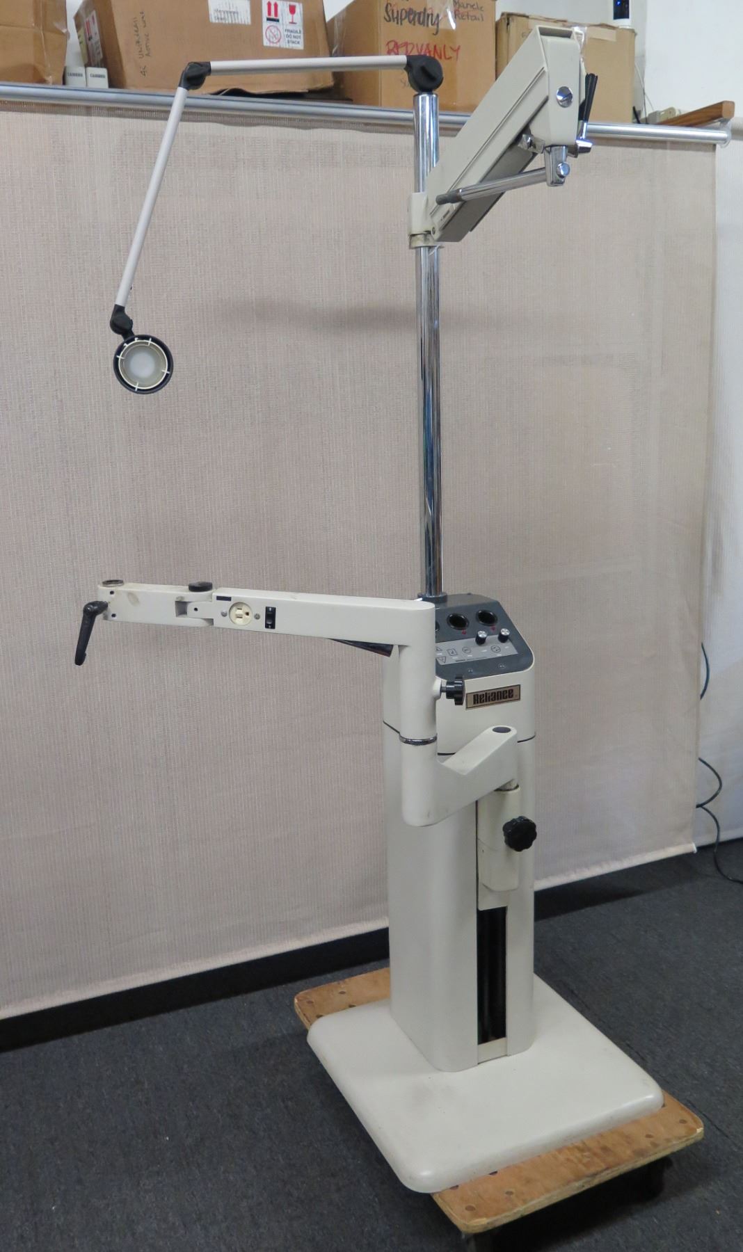 Reliance Instrument Table Reliance Medical Products 7800D Ophthalmic Instrument Stand - Oahu Auctions