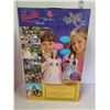 Image 2 : New Barbie Doll as Glinda from The Wizard of Oz In Box