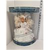 Image 1 : New in Box Sandi Magic Moments Fahsion Doll with Stand