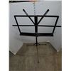 Image 2 : Collapsible Music Stand