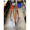Image 2 : David & White 9042 Adjustable surveying tripod
