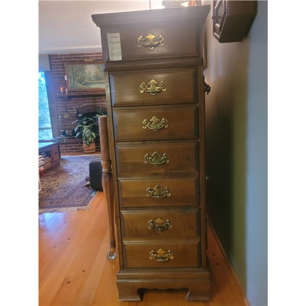 Chest of Drawers C