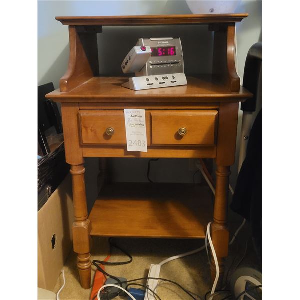 Vilas Maple Bed Tables Cat C