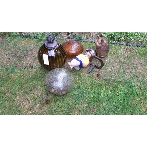 Garden Decor A