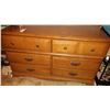 Image 4 : Maple Dresser C