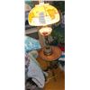 Image 1 : Vintage Lamp & Table C