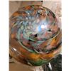 Image 4 : Glass Orb A