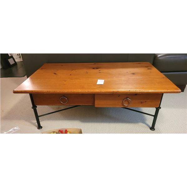 Country Furnitue Coffee Table C