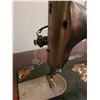 Image 35 : Antique Singer Sewing Machine