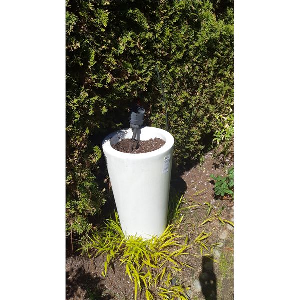 Fibreglass planter A