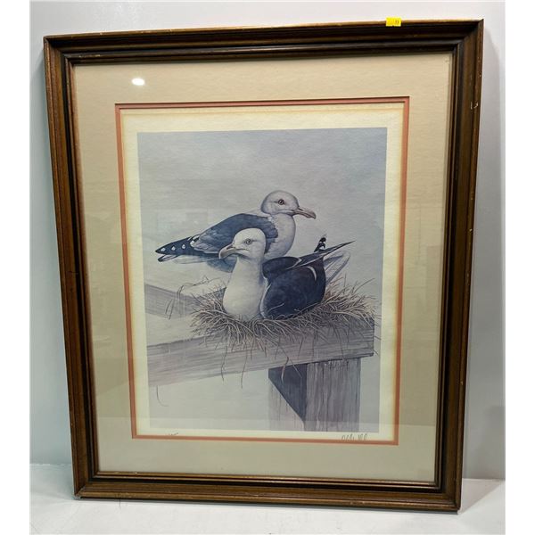 Robert White Sea Gulls Signed Print Lithograph 260/600  Frame 27Wx33H  Art 16Wx20H