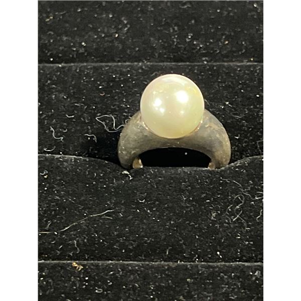 Pearl Ring