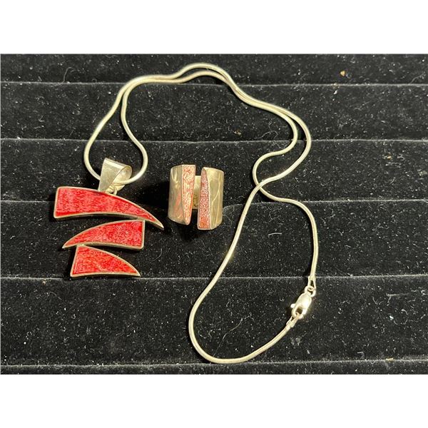 Semi-Precious Gem Necklace and Ring (Sterling Silver Ring 7.55g)