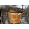 Image 1 : 2 Vintage Apple Baskets