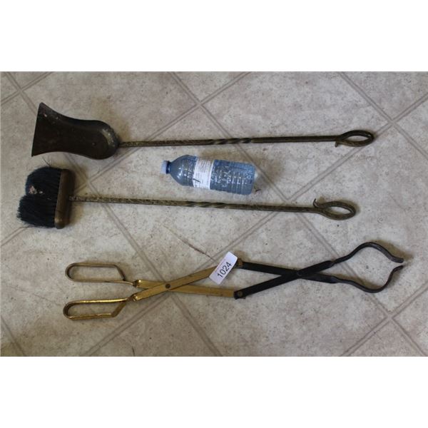 Vintage Fireplace Set.