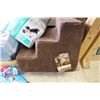 Image 4 : Petcarrier, Pet Stairs, Training Pads for Pets