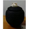 Image 2 : 3-1/2" baleen basket by Carl Hank with walrus head finial (2)