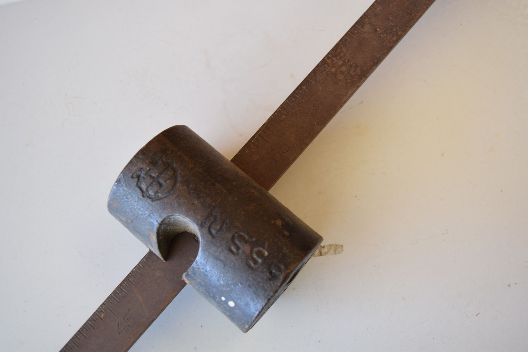 Deering Scale IHC McCormick Deering Beam Scale - Schmalz Auctions
