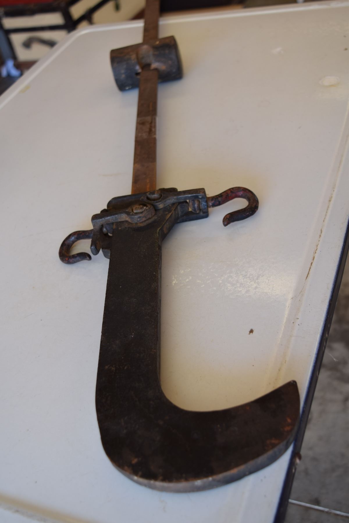 Deering Scale IHC McCormick Deering Beam Scale - Schmalz Auctions