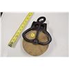 Image 1 : Wooden Pulley