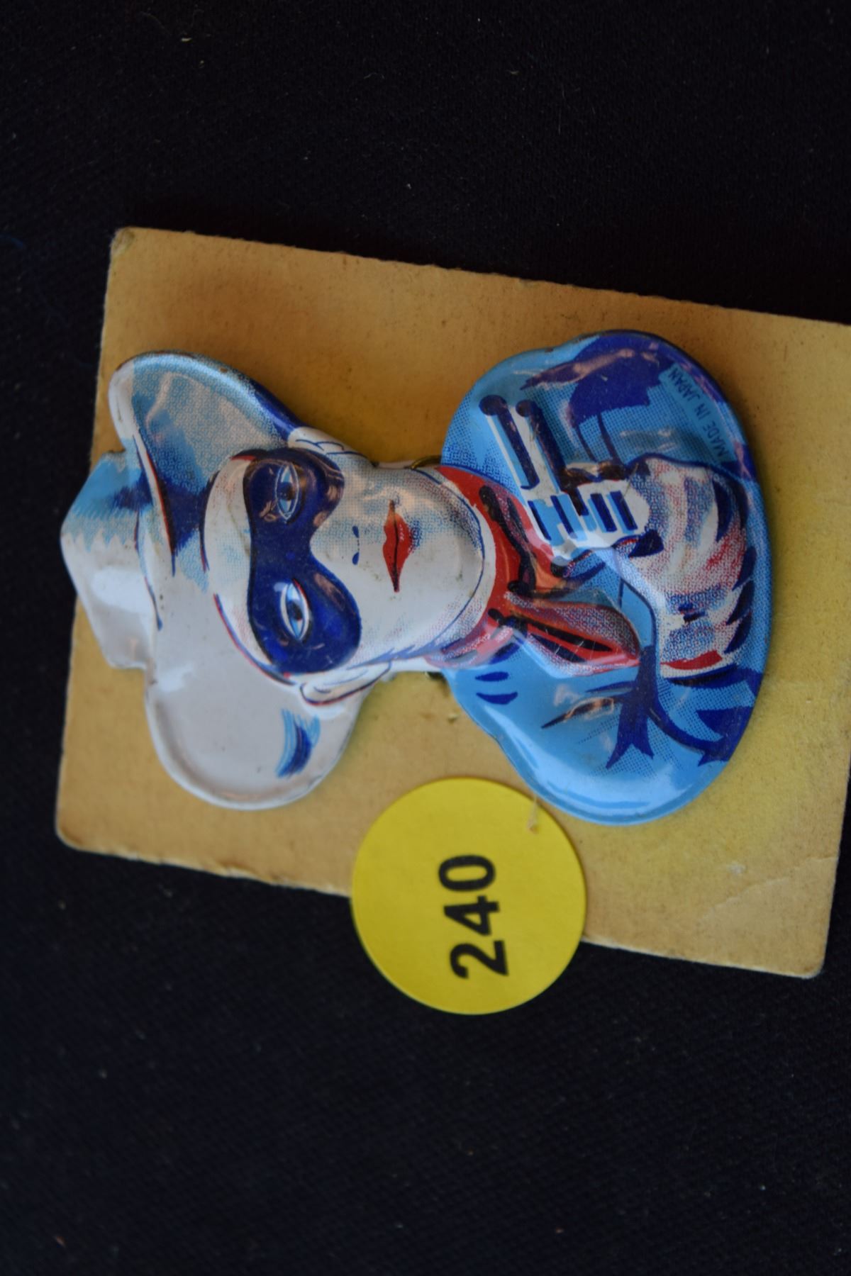 Lone Ranger pin - Schmalz Auctions