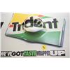 Image 4 : Trident Gum 3-D Plastic sign 35x11