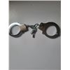 Image 1 : Handcuffs with keys