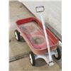 Image 2 : Radio Flyer red wagon
