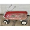Image 3 : Radio Flyer red wagon