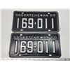 Image 1 : Pair of 1960 Saskatchewan license plates - 169-011