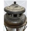 Image 3 : Antique Coleman Lamp