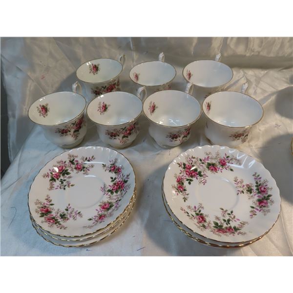 Vintage royal albert bone china england lavender rose cup and saucers set of 7-