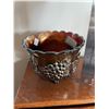 Image 4 : Beautiful, Northwood, vintage, amethyst, carnival glass, footed bowl, in harvest grape pattern